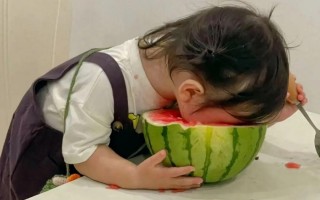 孩子搞笑沙雕行为文案，孩子搞笑沙雕行为文案怎么写