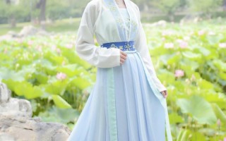 汉服如何穿搭拜年女生，汉服如何穿搭拜年女生图片