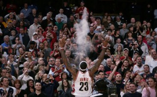 骑士夺冠的那期狂言nba，骑士夺冠球迷疯狂视频